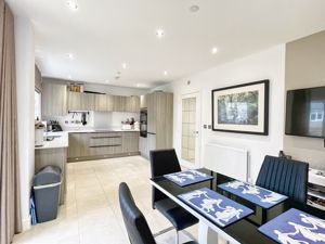 Photo 23- click for photo gallery